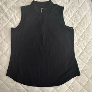 Tail sleeveless polo